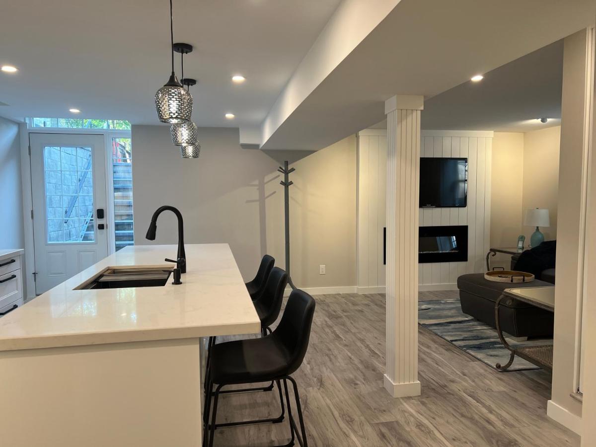 The Croft House - 2 Bedroom 1 Bathroom Suite Burlington Luaran gambar